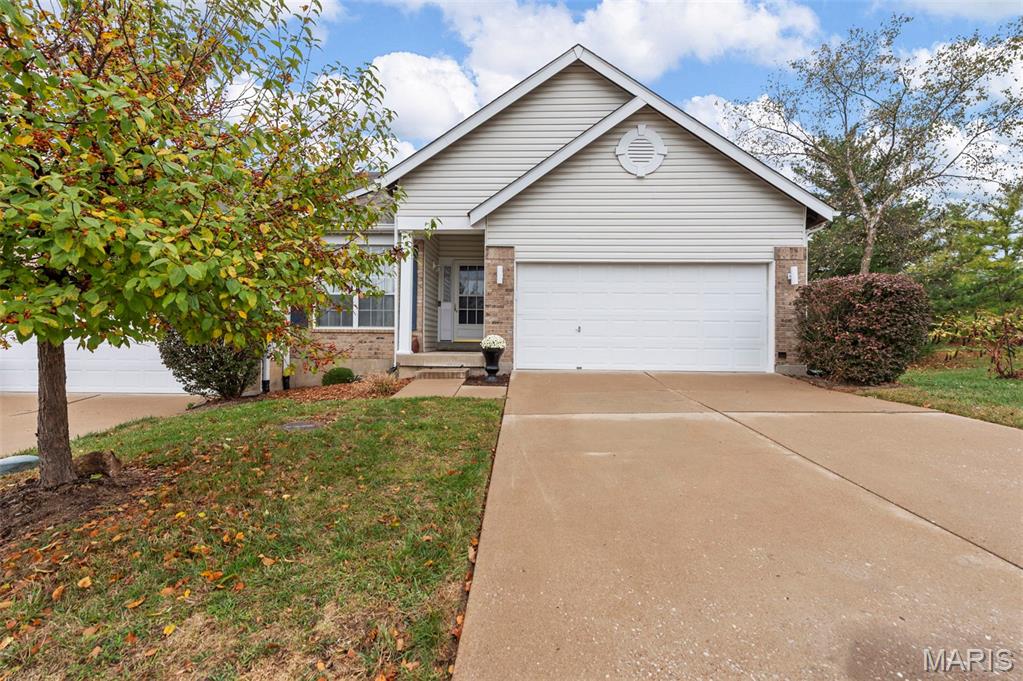 Villa for sale at 101 Robbins Way Drive