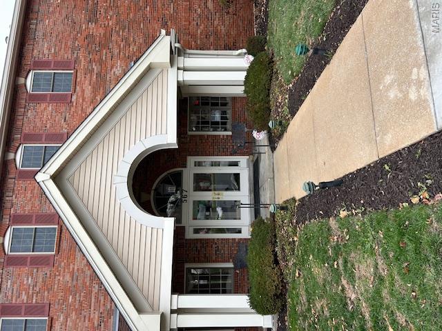 Sold fixer at 567 Sarah Lane
