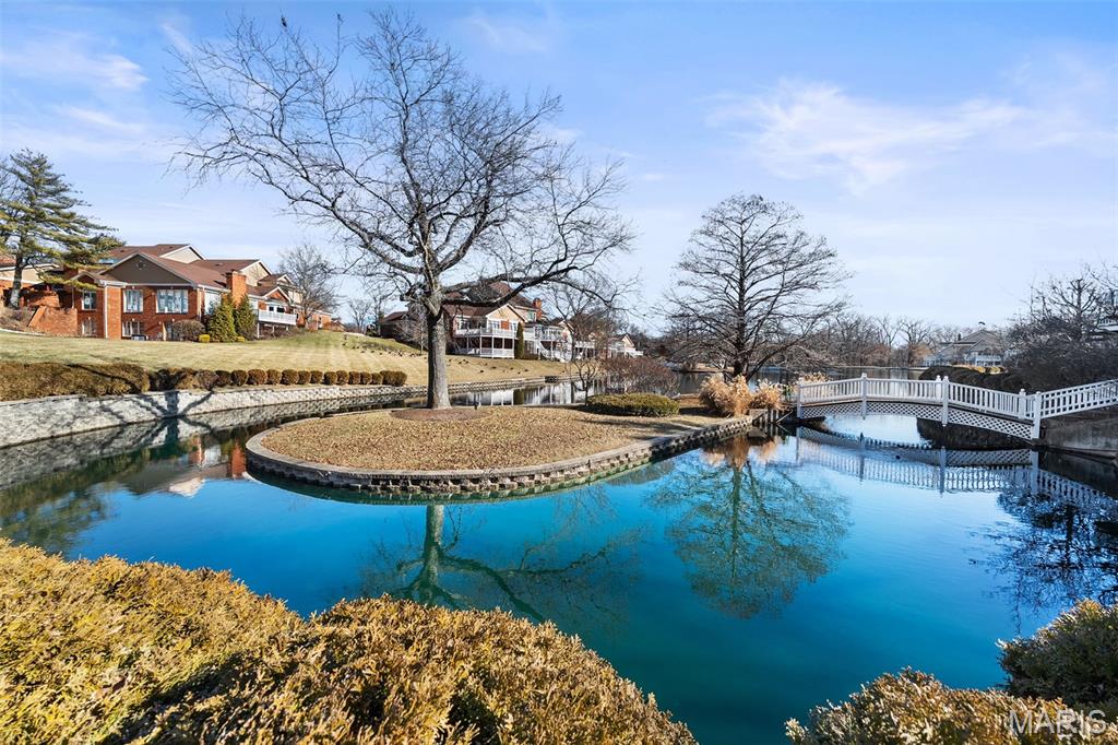 Villa for sale at 260 Carlyle Lake Drive