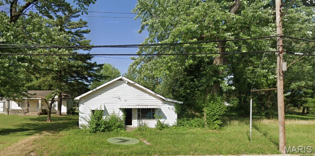 Fixer upper at 825 Mildred Avenue