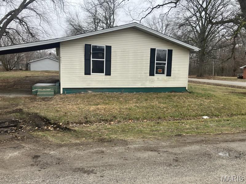 Sold fixer at 407 Illinois Street
