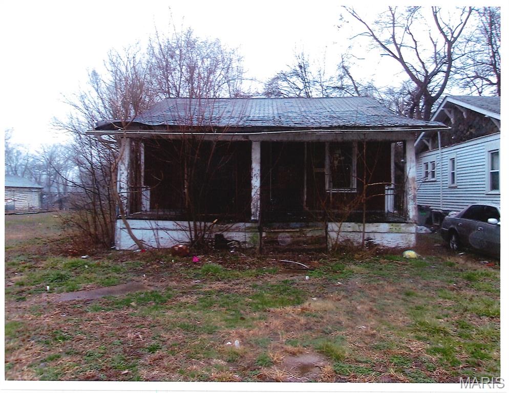 Fixer upper at 1431 48th Street