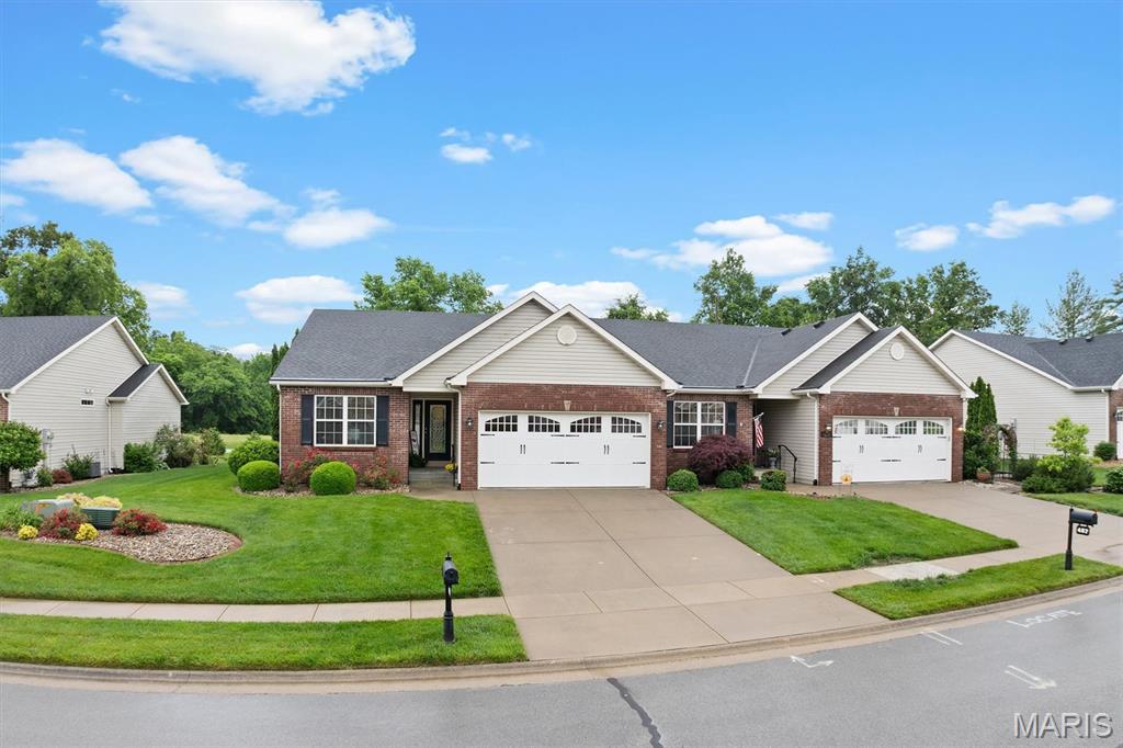 Villa for sale at 485 Bandmour Place