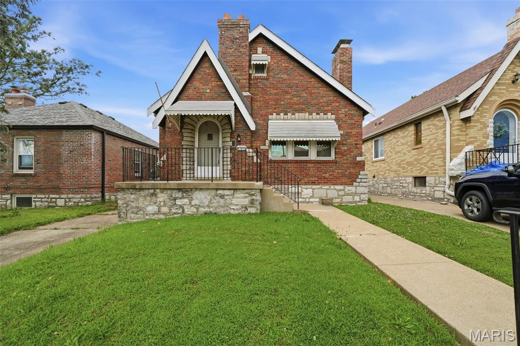 Sold fixer at 6993 Hillsland Avenue
