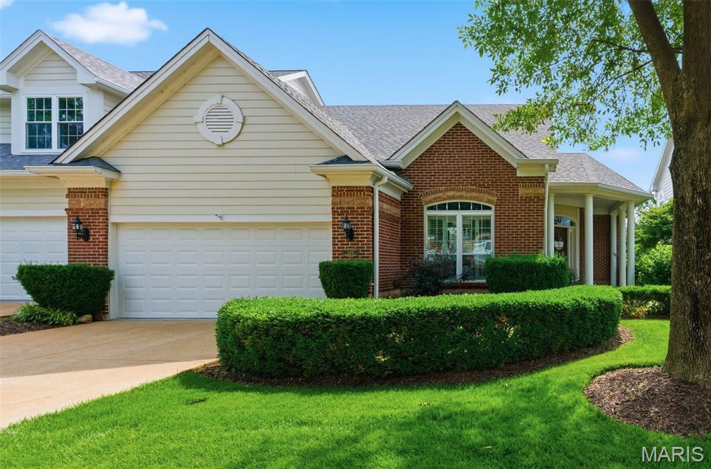 Pending villa at 386 Shetland Valley Court
