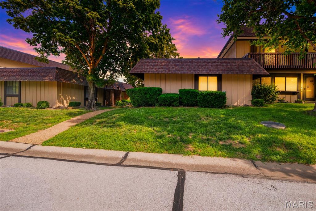 Pending villa at 2633 Plantation Point
