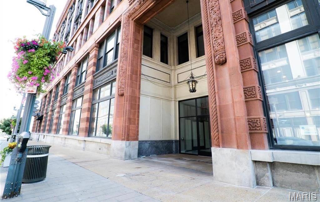 Pending fixer at 1520 Washington Avenue