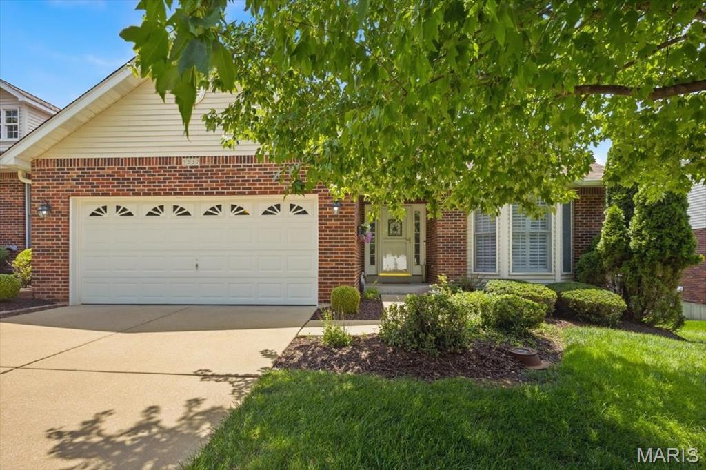 Pending villa at 5532 Heather Bluff Court