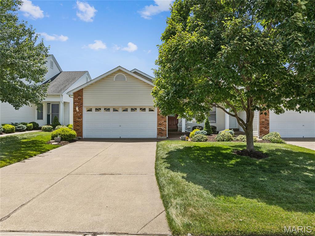 Pending villa at 227 Maryland Drive