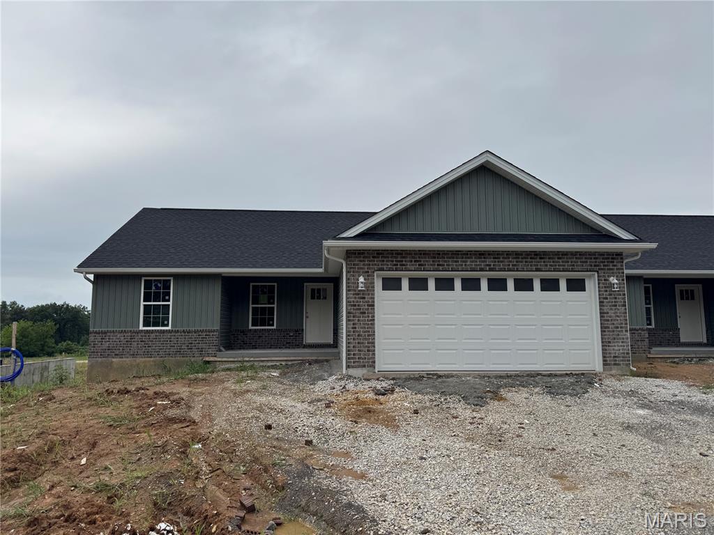 Villa for sale at 268 Railroad Street
