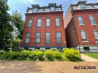 Fixer upper at 1226 Victor Street