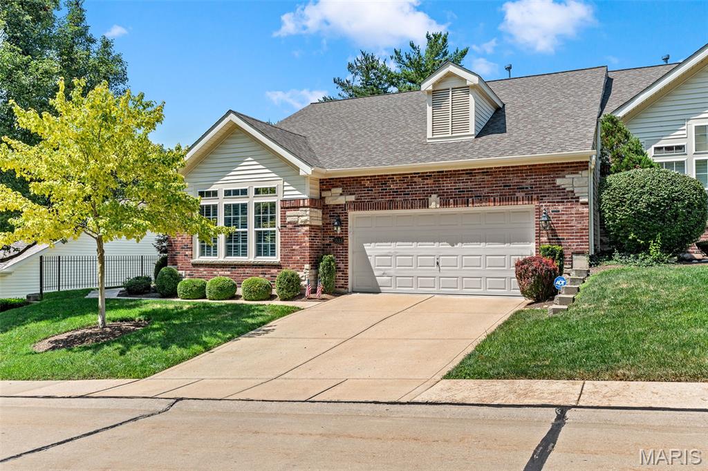 Pending villa at 1533 Dietrich Place Court