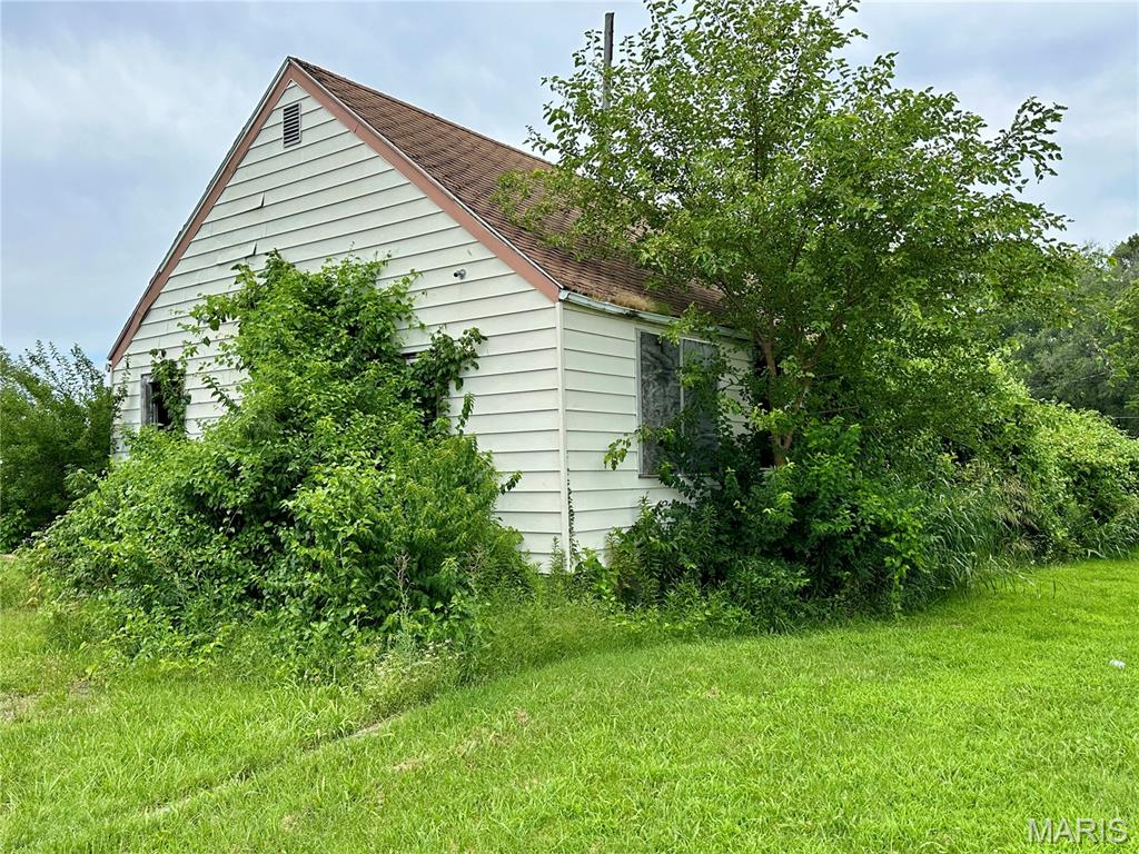 Fixer upper at 2011 Camp Jackson Road