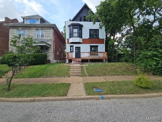 Pending fixer at 5161 Maple Avenue