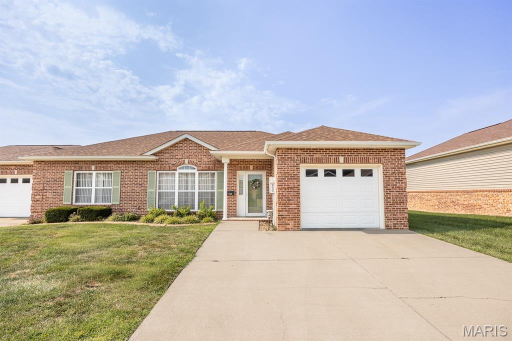 Pending villa at 115 Saint Christopher Court